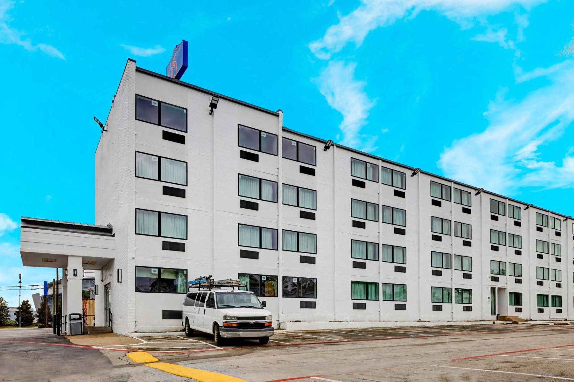 Motel 6 Arlington Tx Entertainment District Exterior foto